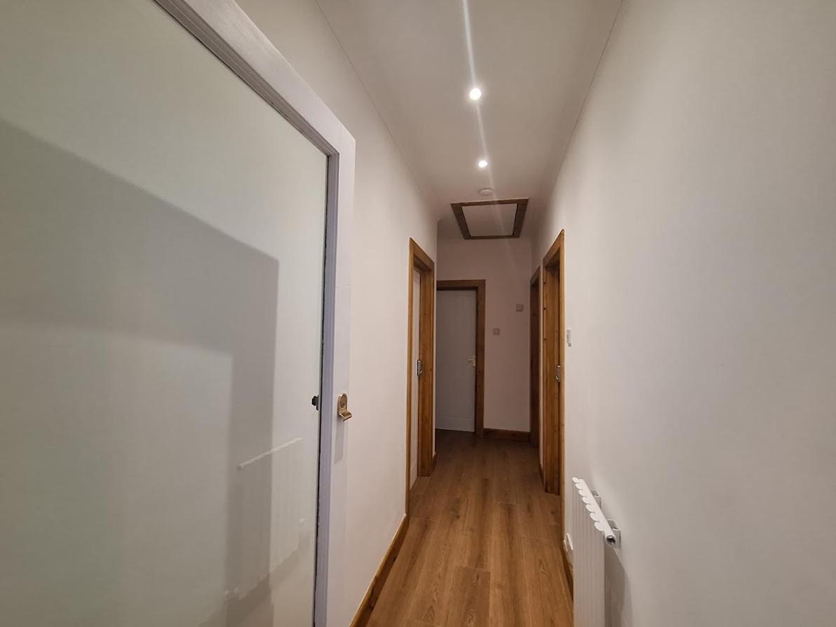 Uplands Grove Bungalow Hotel วุลฟ์เวอร์แฮมป์ตัน ภายนอก รูปภาพ